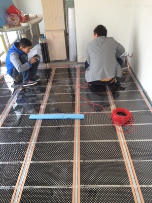 闭生电地暖电采暖电热膜 让您的地板发热，温暖整个冬天